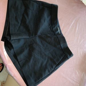 Express black mid rise shorts